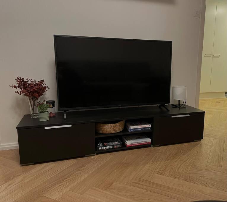 Apartmán Ydinkeskusta Kaksio Saimaa Naekymillae, Ac, Wifi, Parveke Lappeenranta Exteriér fotografie